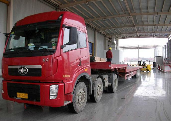 國(guó)際物流運(yùn)輸全景解讀 拖掛車、貨運(yùn)配載與多方協(xié)同的智慧性整合